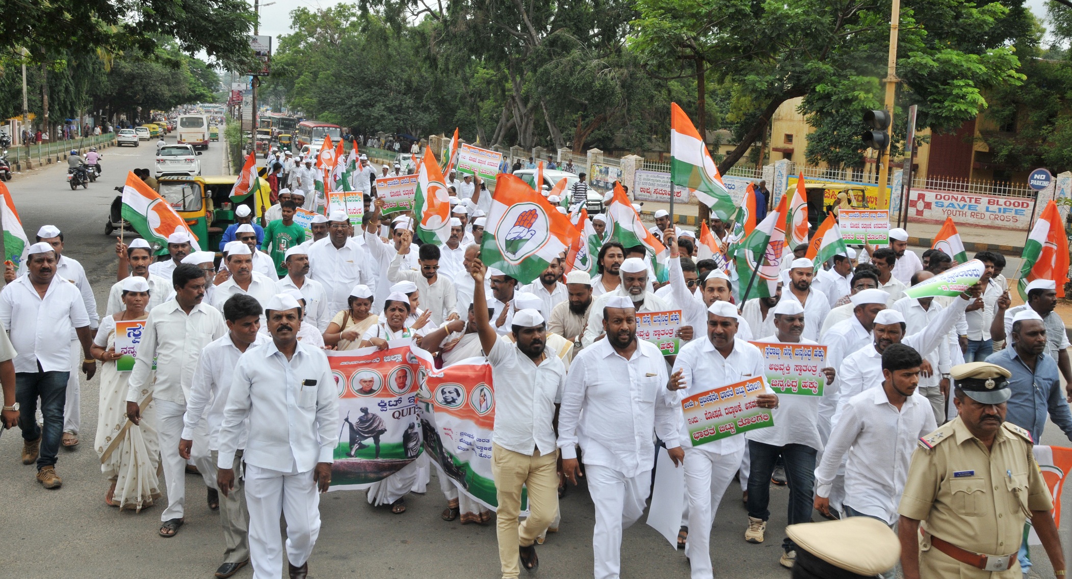 ಕ್ವಿಟ್ ಇಂಡಿಯಾ ನೆನಪಿಗೆ ಜಿಲ್ಲಾ ಕಾಂಗ್ರೆಸ್‌ನಿಂದ ಜಾಗೃತಿ ಜಾಥಾ